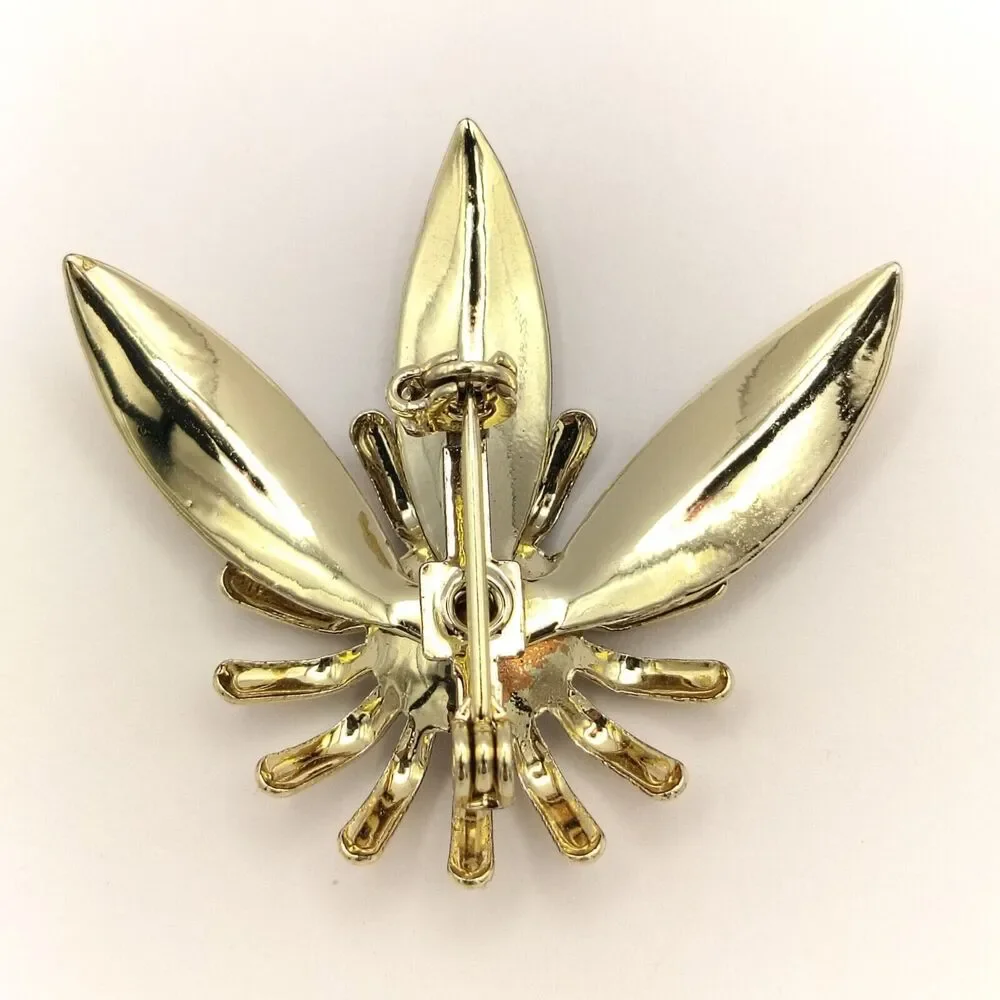 Green Stone Flower Gold Tone Vintage Pin Brooch